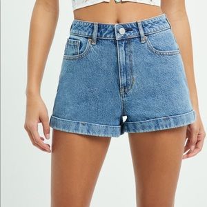 Bullhead denim mom short in blue